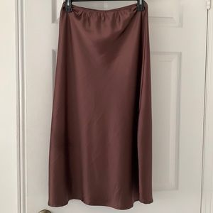 Midi satin skirt